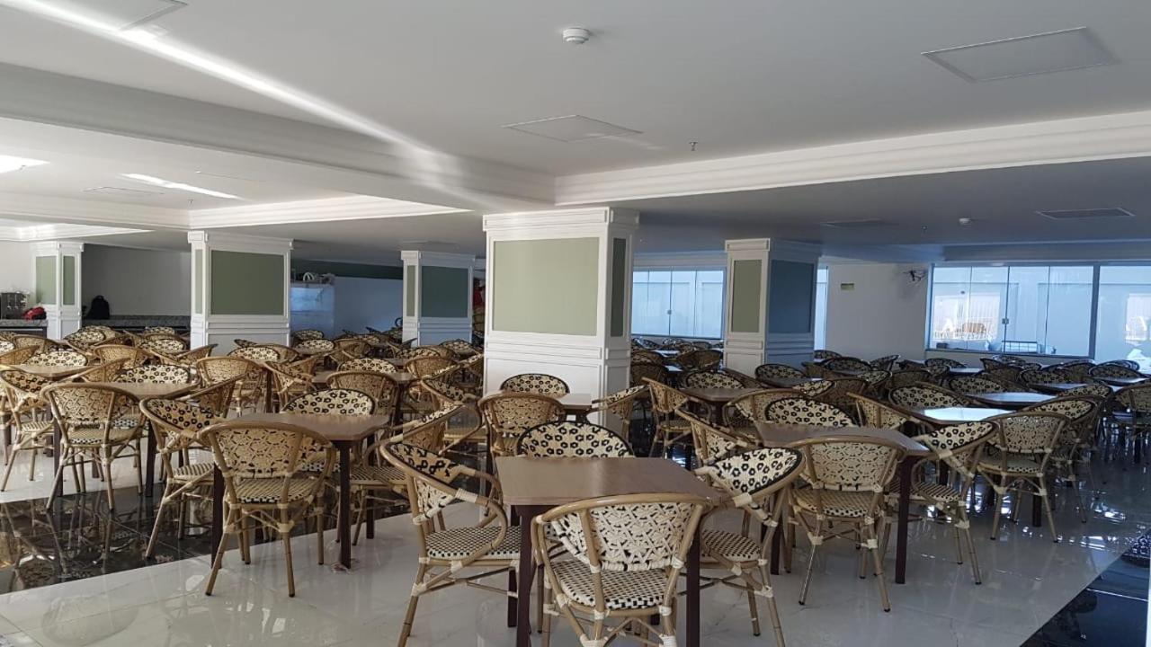 卡达斯诺瓦斯Piazza Com Acesso Ao Clube Diroma公寓式酒店 外观 照片